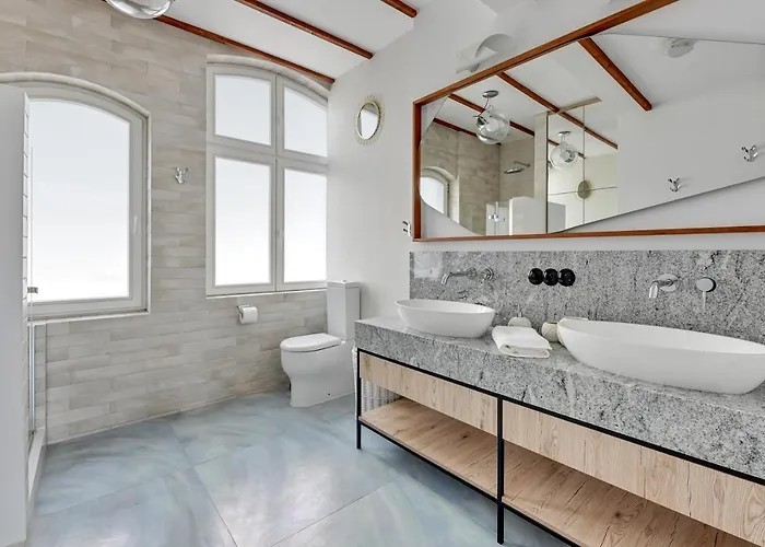 Cosy Attic - Klimatyczny Na Poddaszu Z Parkingiem By Lion Lägenhet Sopot