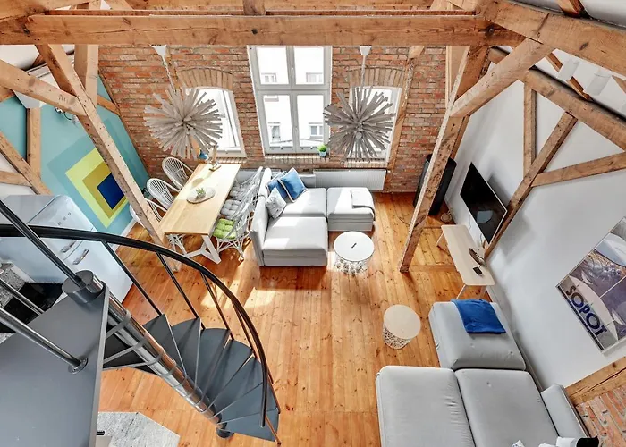 Cosy Attic - Klimatyczny Na Poddaszu Z Parkingiem By Lion Lägenhet