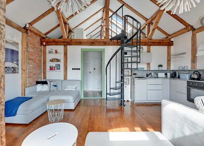 Cosy Attic - Klimatyczny Na Poddaszu Z Parkingiem By Lion